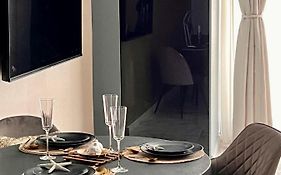 Blue Luxury Studio